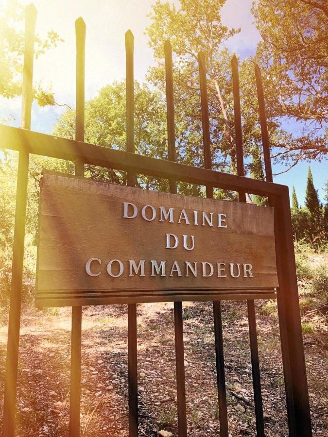 Bed and Breakfast Domaine Du Commandeur Mondragon Zewnętrze zdjęcie